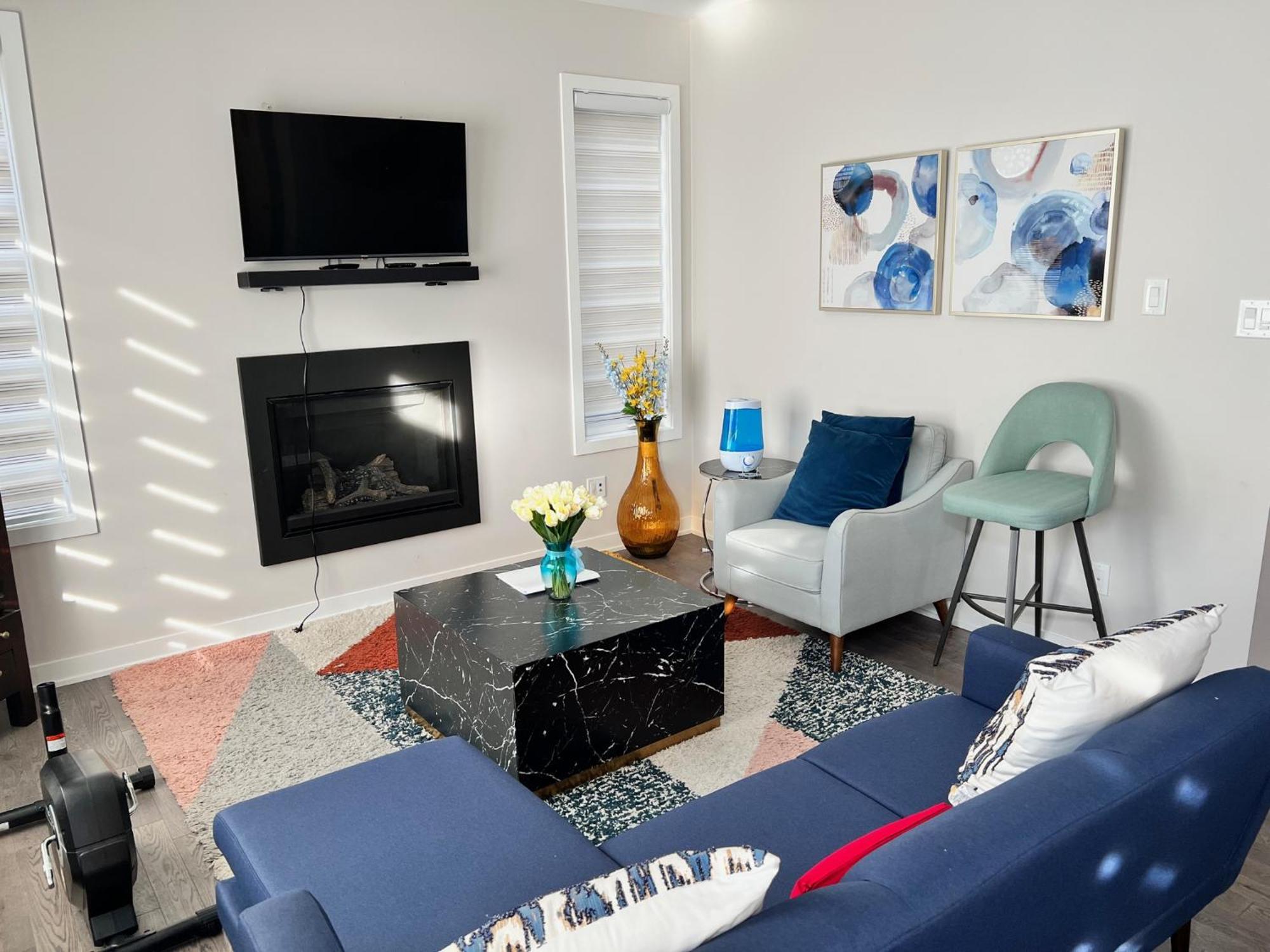 The Oasis Lounge By Luke 1913 Apartment Ottawa Exterior photo